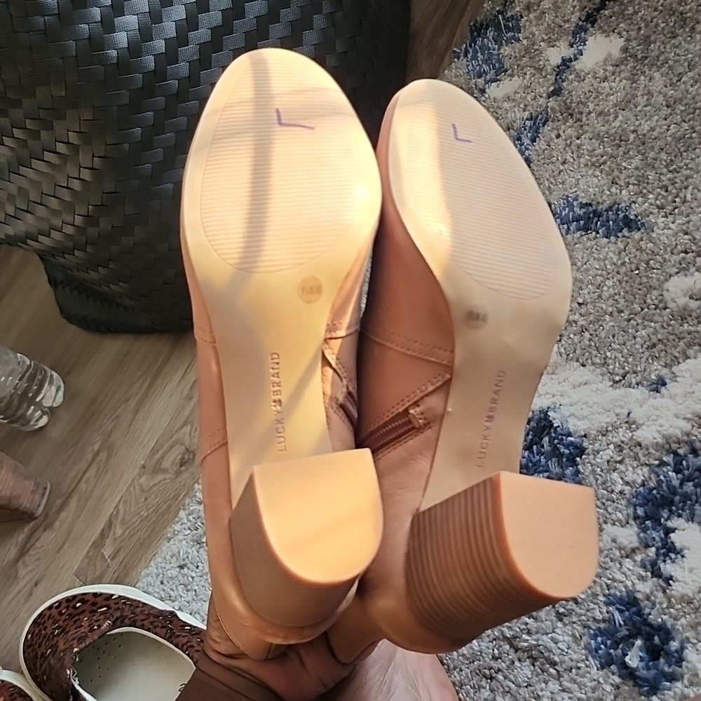 Lucky brand lk-sheirin camel booties Mob Wife Minimalist Chic - Picture 7 of 11